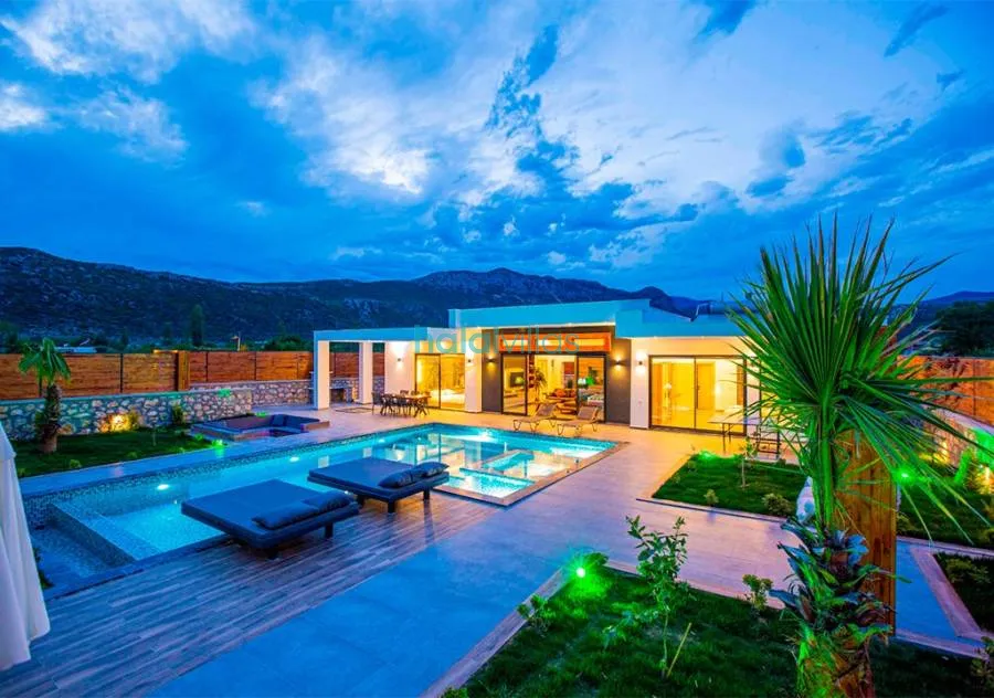 a-luxurious-villa-with-a-pool-nestled-in-nature-awaits-in-bezirgan-kalkan